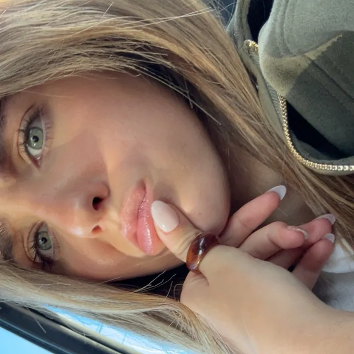 adrianafernnaandez