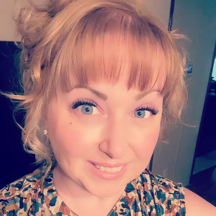 @honeylala2019