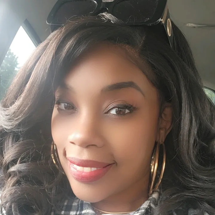 @pinkmelaninsurvivors