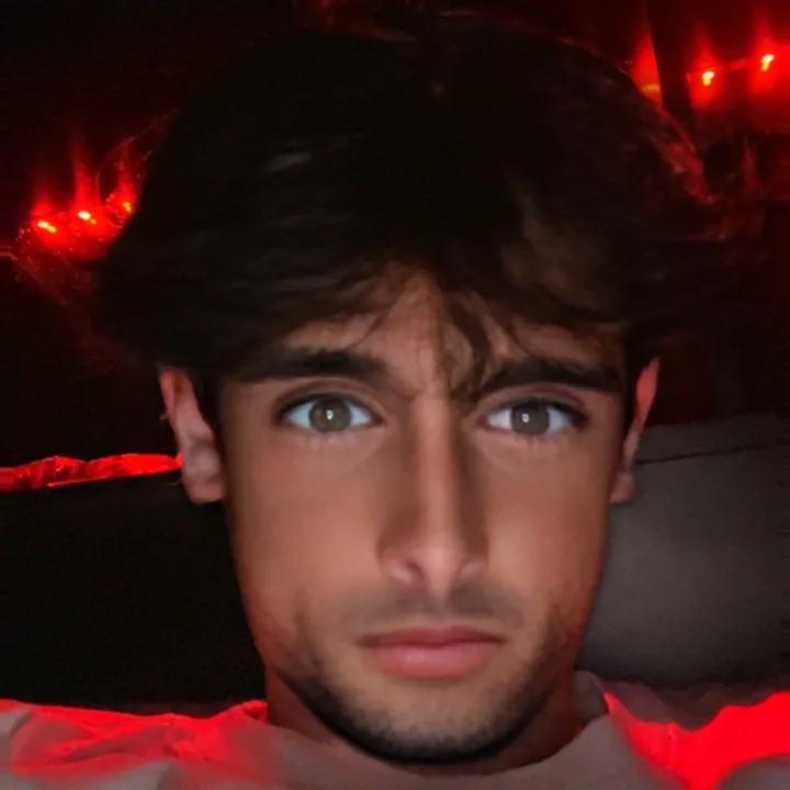 @robertttt112
