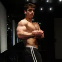 @itsommy_