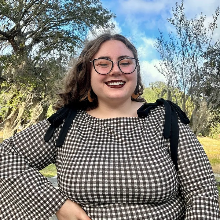 glam_and_glasses