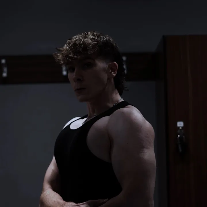 @alexhampsheir