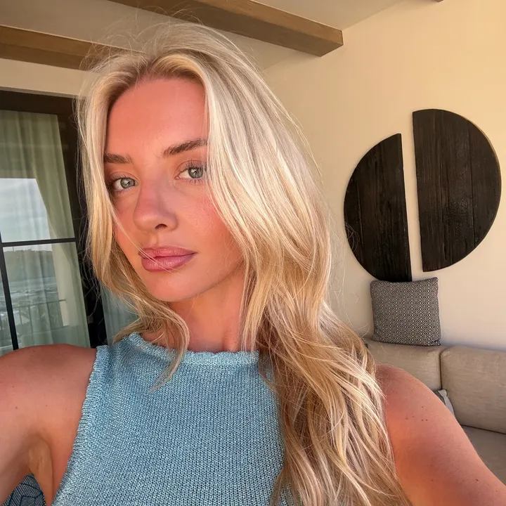 @katheriiineu