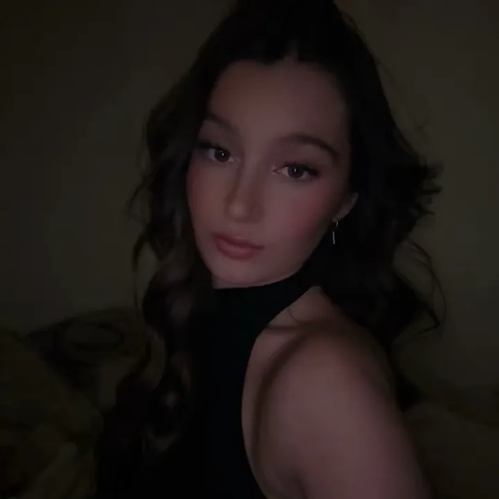 @zoe23f_