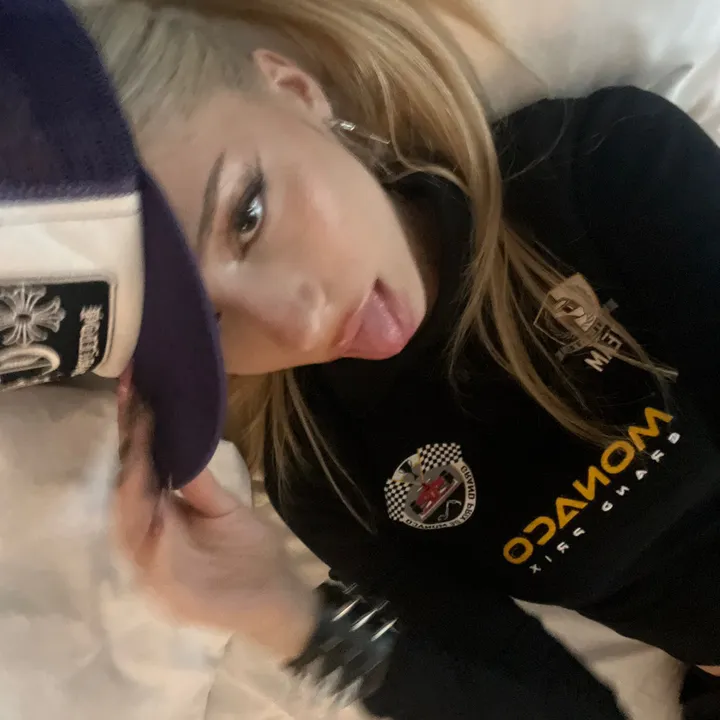 @ihateroza