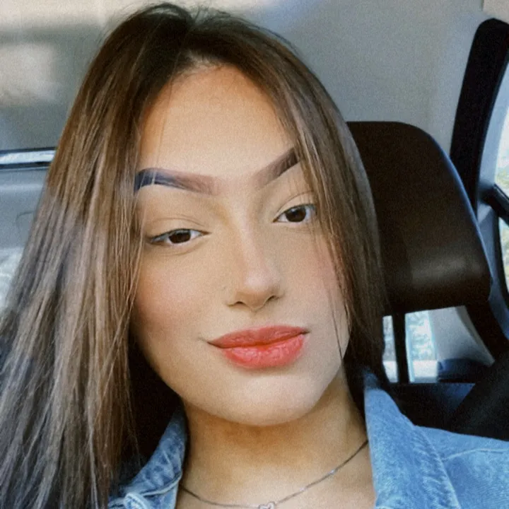 deoliveira_ayris