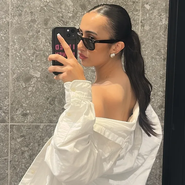 alina_kouloumenta