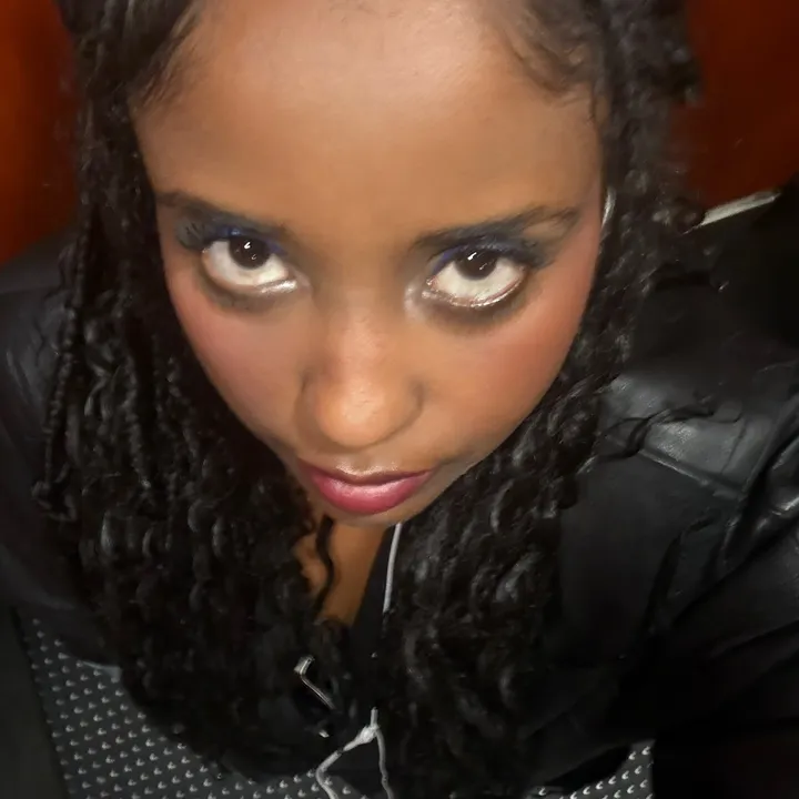 @ashleybanksjunior