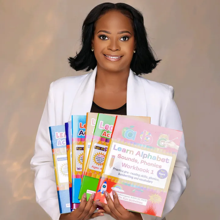 @littlereadersshine