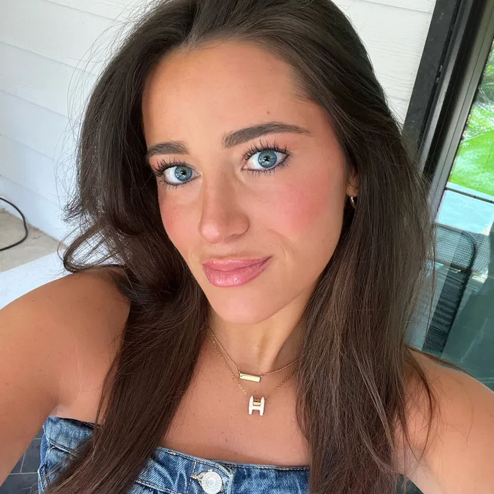 @maddiecostantino