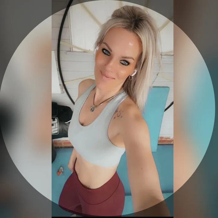 @embeale08