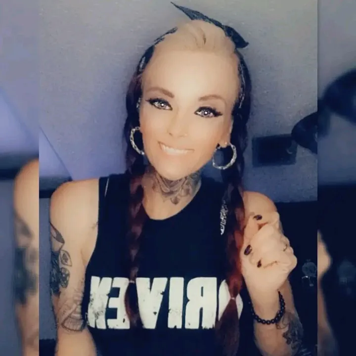 @every_rose_has_itsthorne