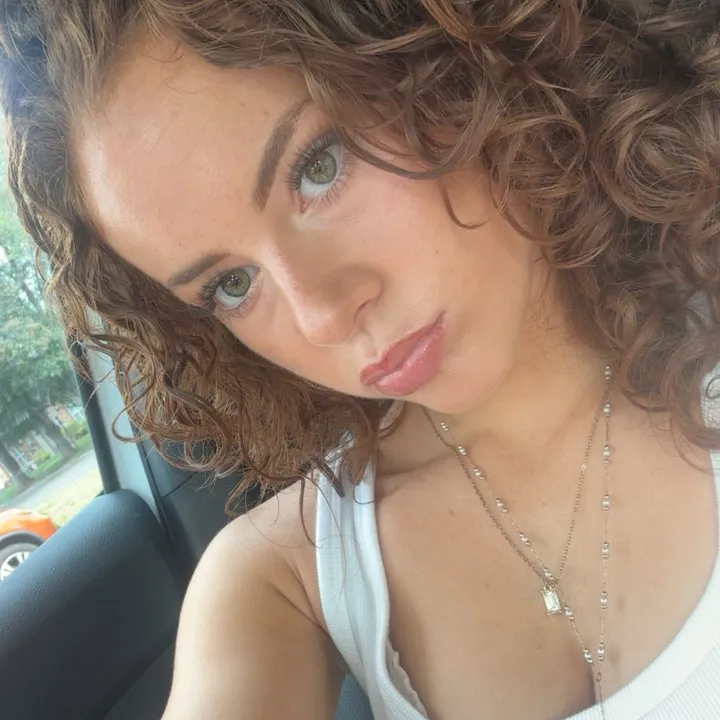 julia_ferrigno