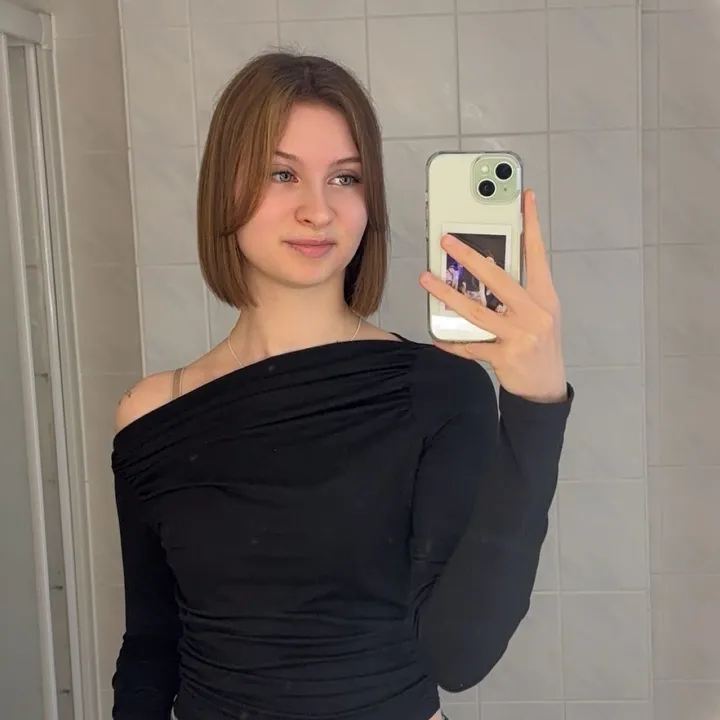 @ninaa_yx