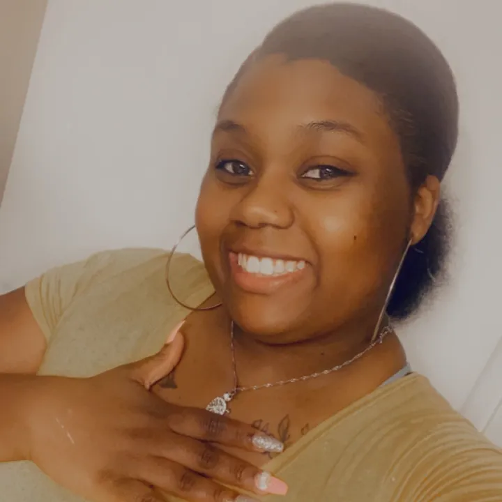 @queenme_kay