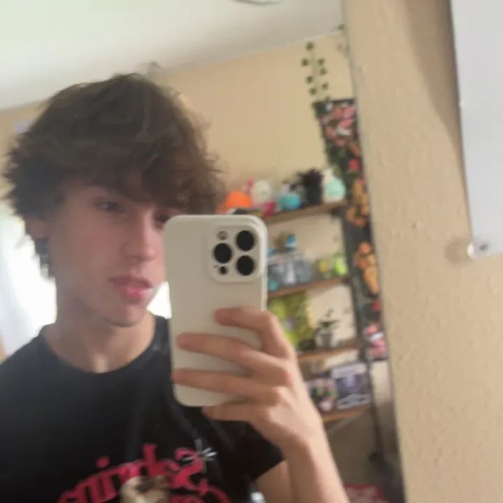 @aiden_j666