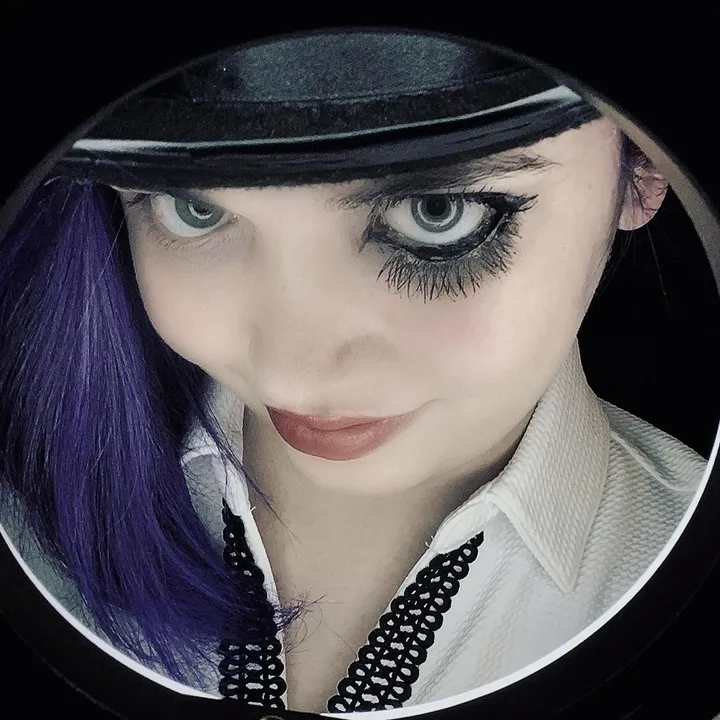 @bluekittencosplay