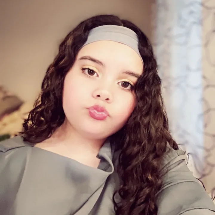 @lilou9215