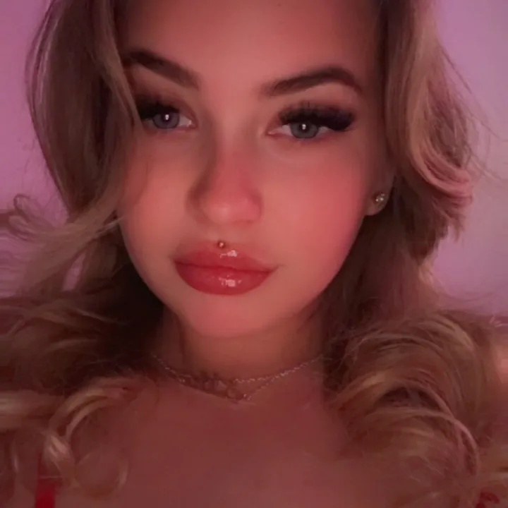 @lucyyyx.x