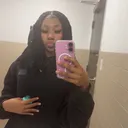 @prettypynkthuggerr