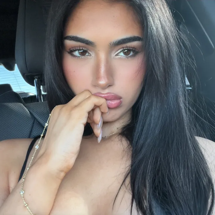 @anialeks