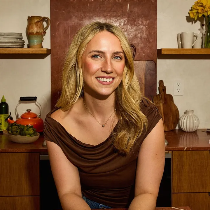 emily.eggers