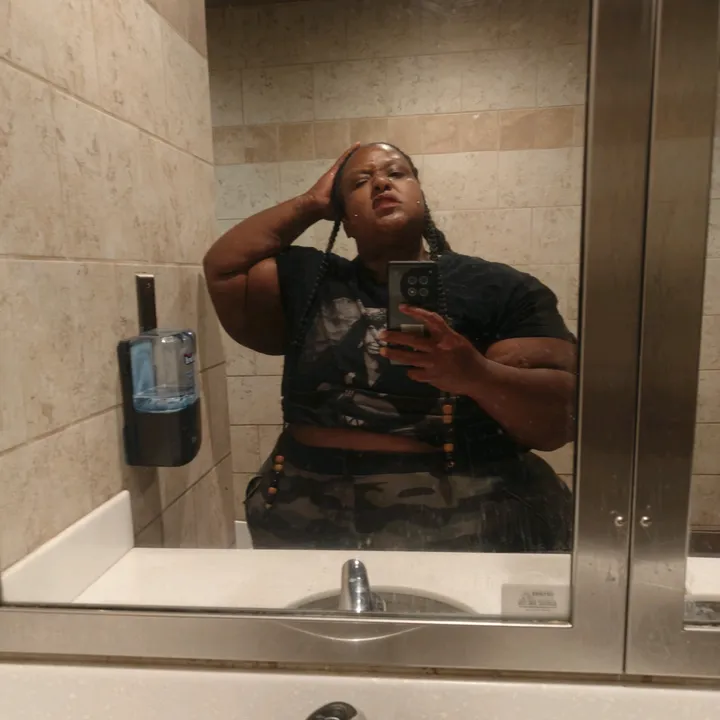 @queenquohya