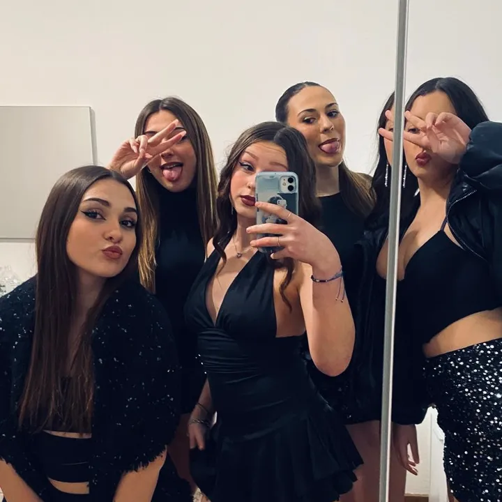 @le.girlzzzzzz