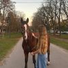 eva_jumping24