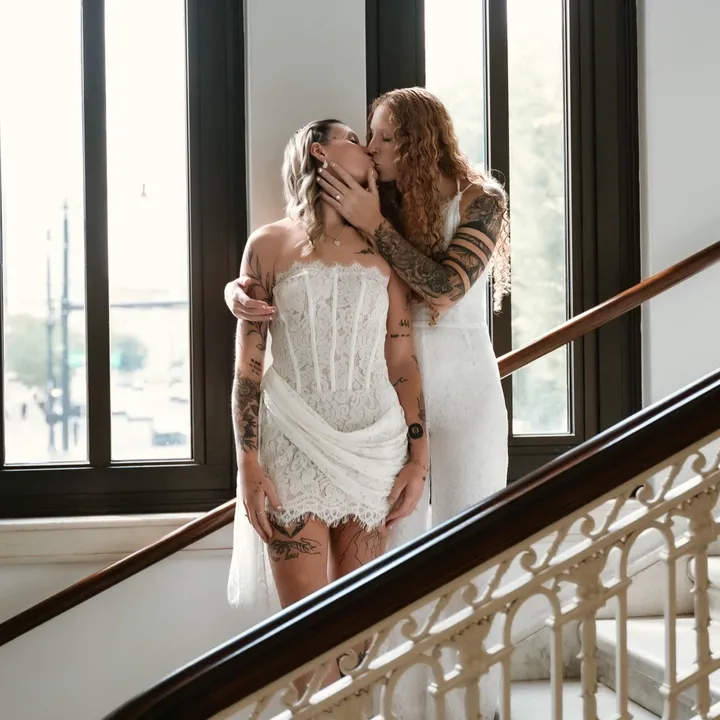 @themilfssss