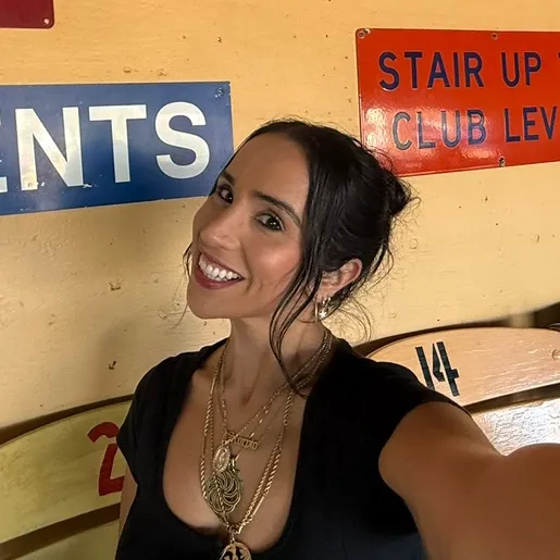 @vanessaveeee