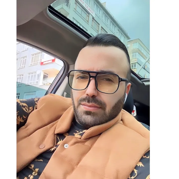 sezerdzn