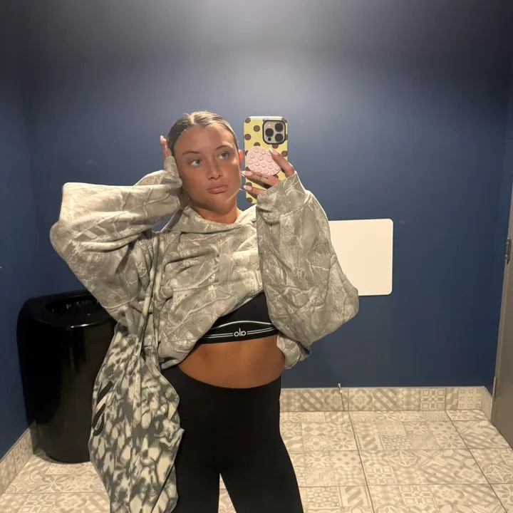 @audreygracelewis