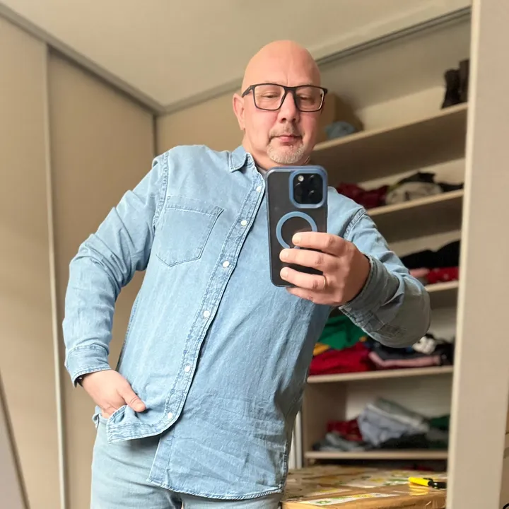 @tomasznapelnej