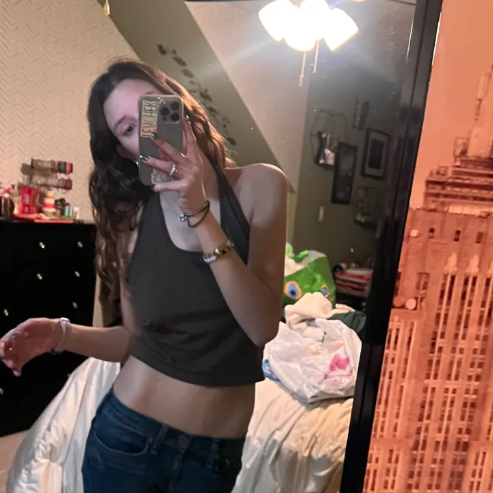 @kristinabeezer