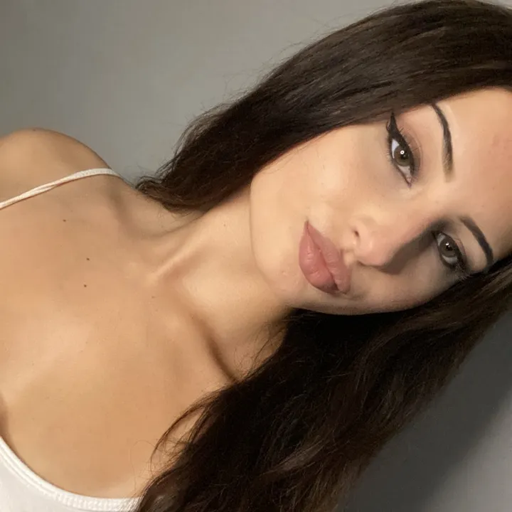 @lenalovee