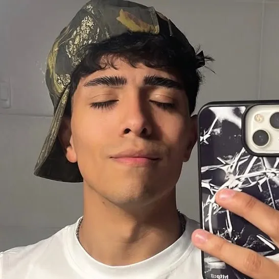 zeke.varela_
