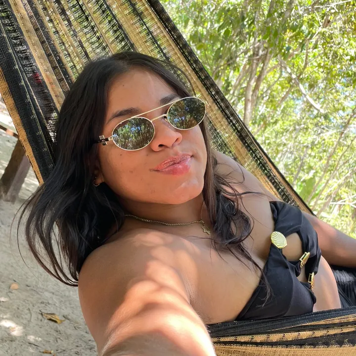 larissacanuto03