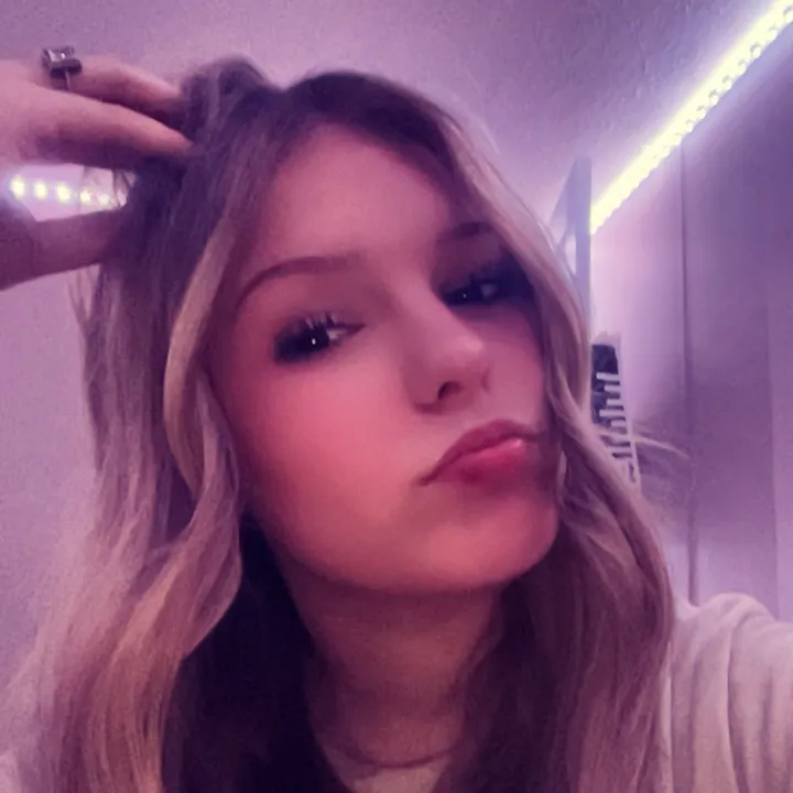 taylor_taytay22