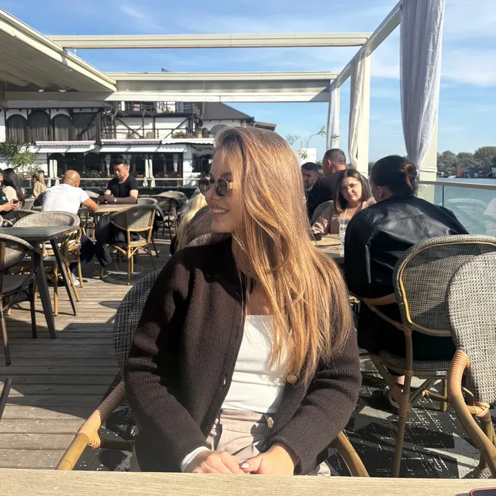@tesiiccnikolina