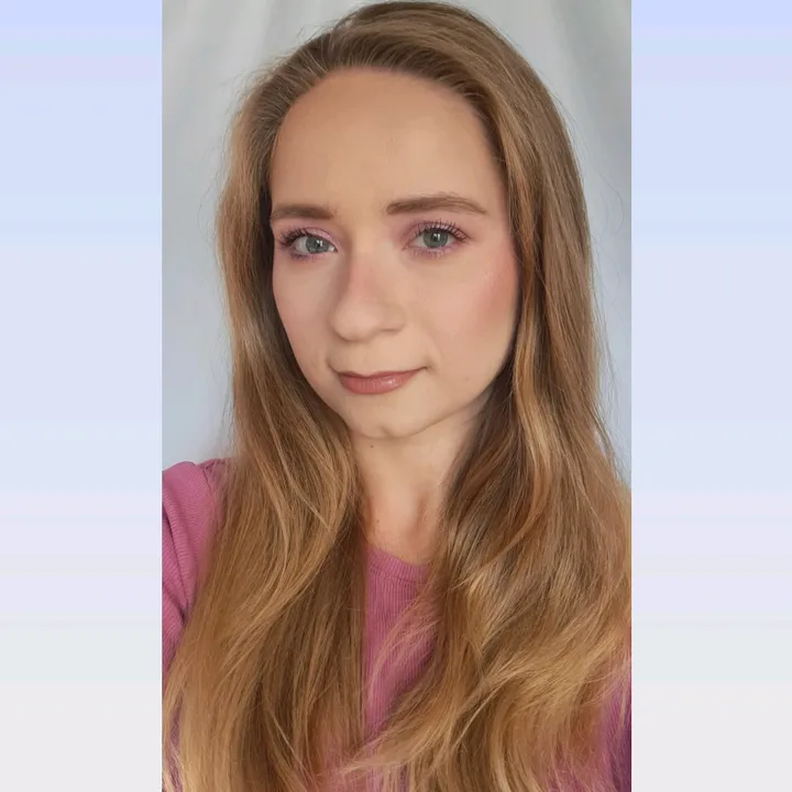 makeupbyhanioo