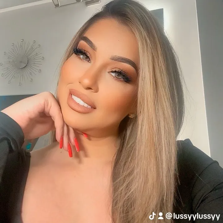 @lussyylussyy