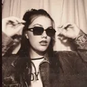 @thegirlonfilm_
