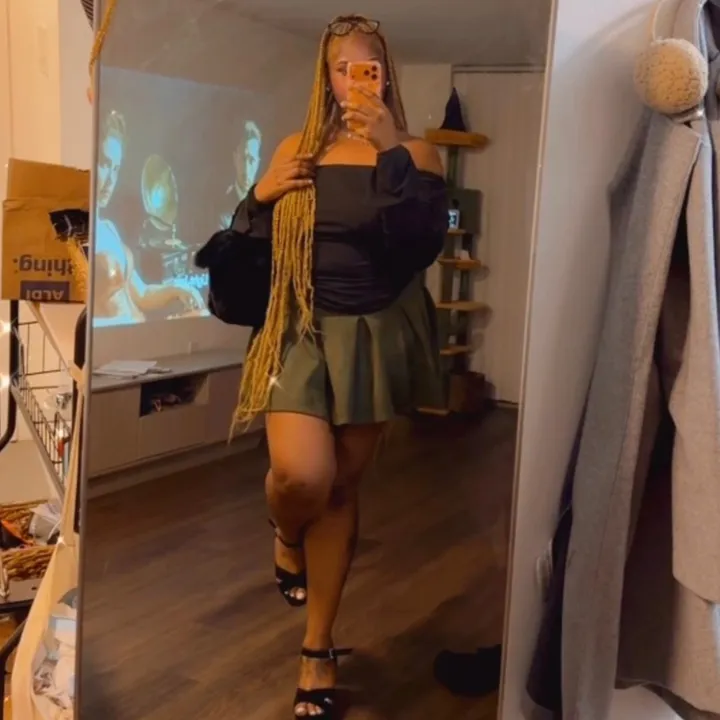 @kaylasenoj