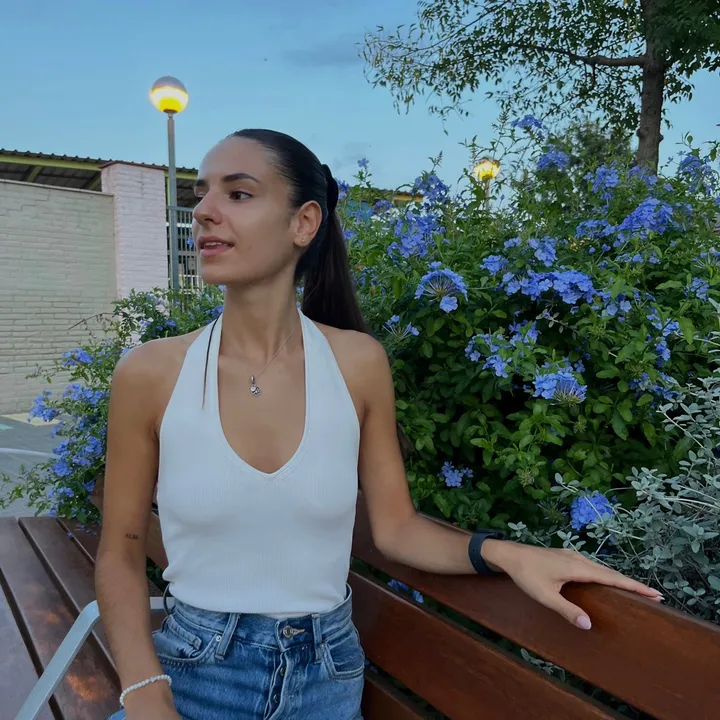 @belenmondaray