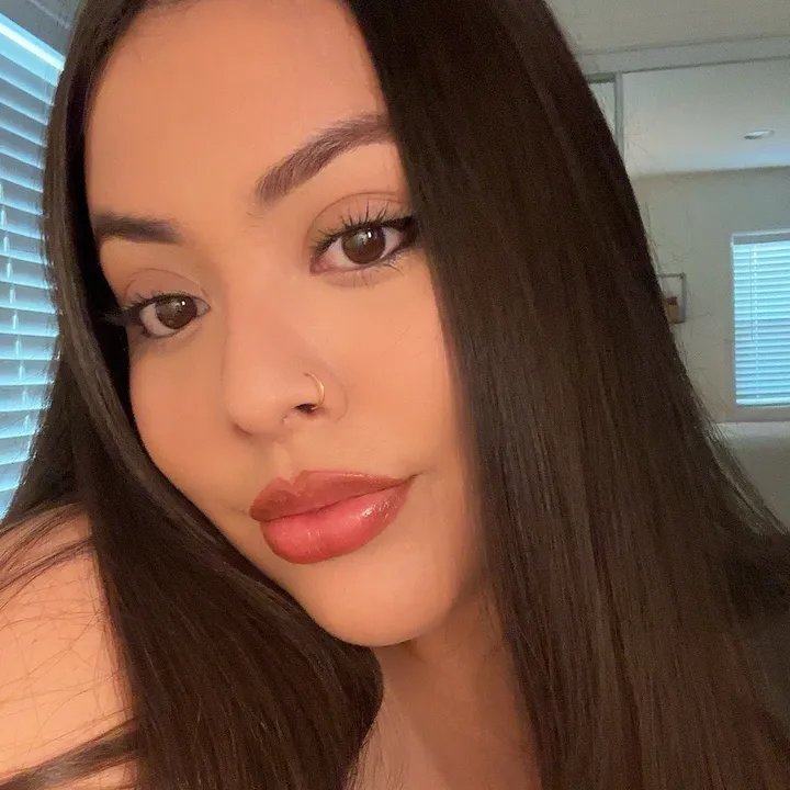 @kellyguillen24