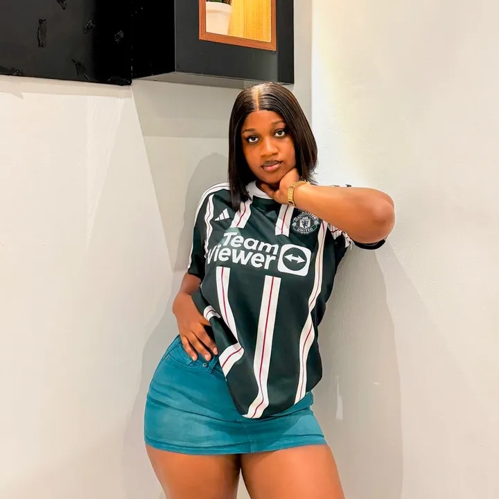 @_ivorydee