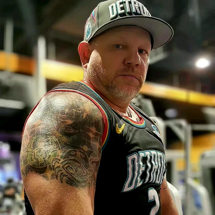 @johnnyo724