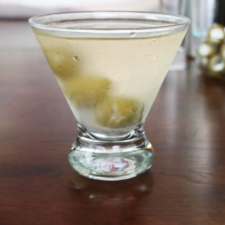 @dirtymartini3olives